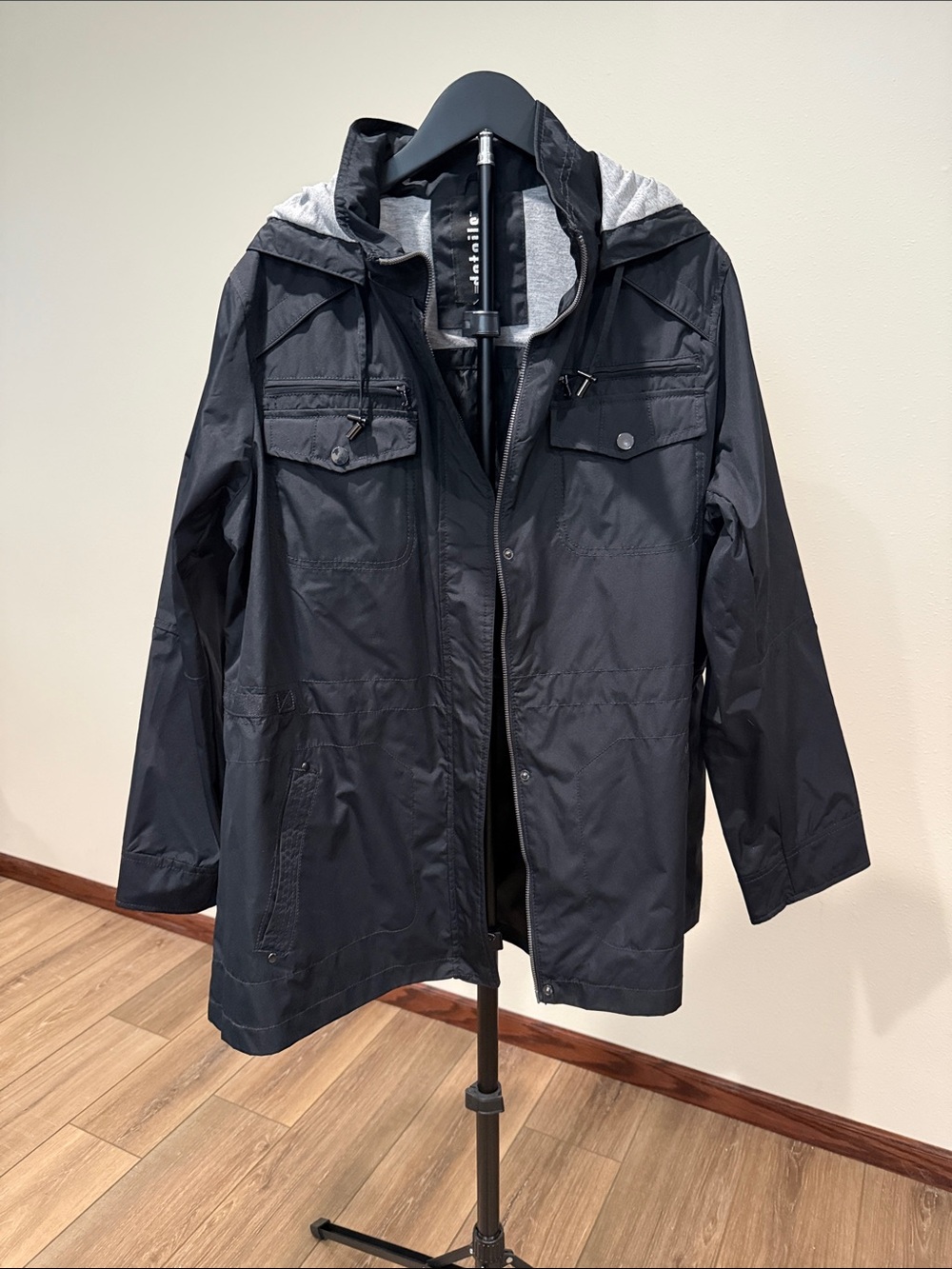 Women’s black rain jacket